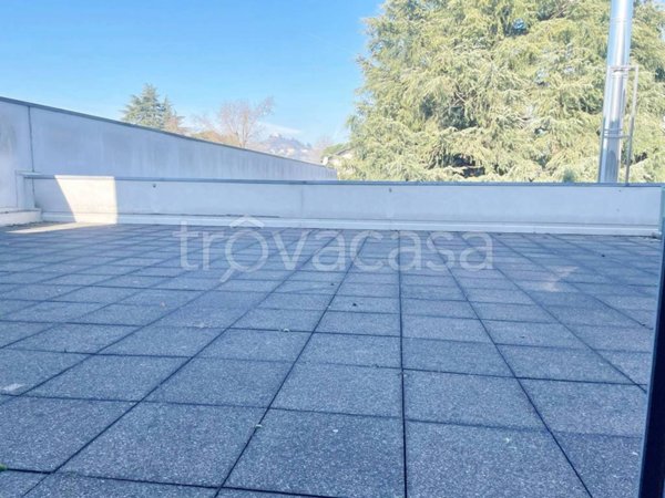 appartamento in vendita a Merate