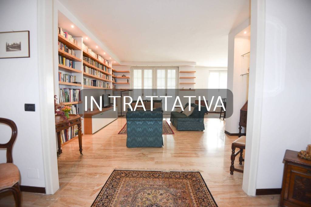 appartamento in vendita a Merate in zona Sartirana