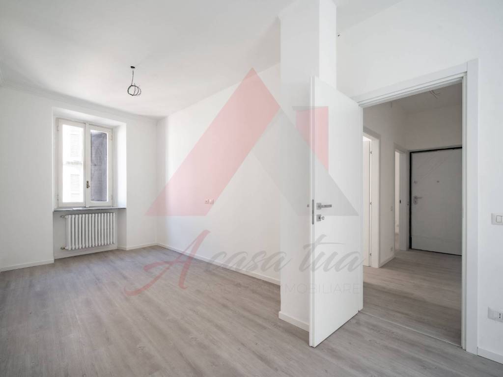 appartamento in vendita a Merate in zona Sartirana