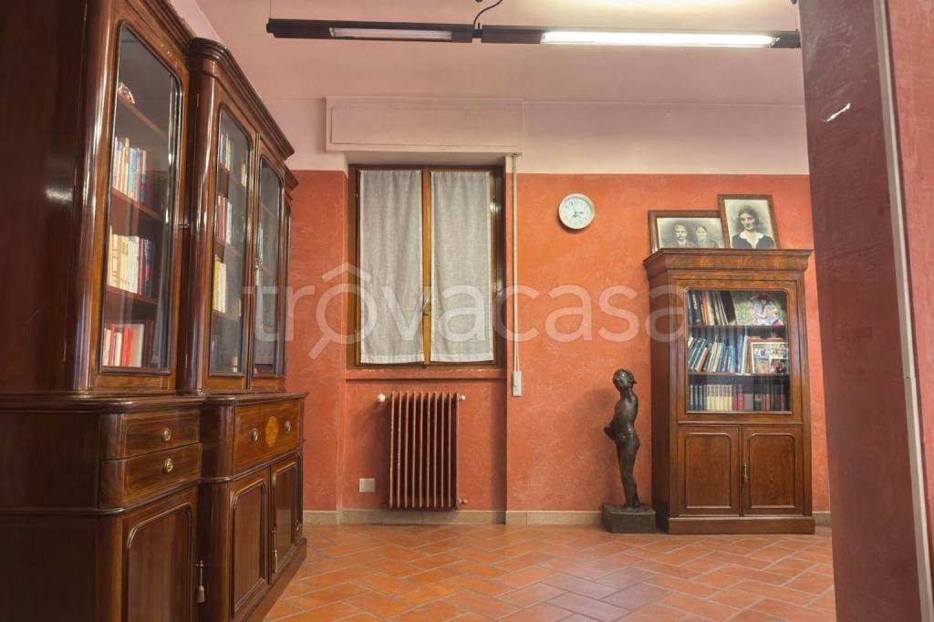 appartamento in vendita a Merate in zona Sartirana