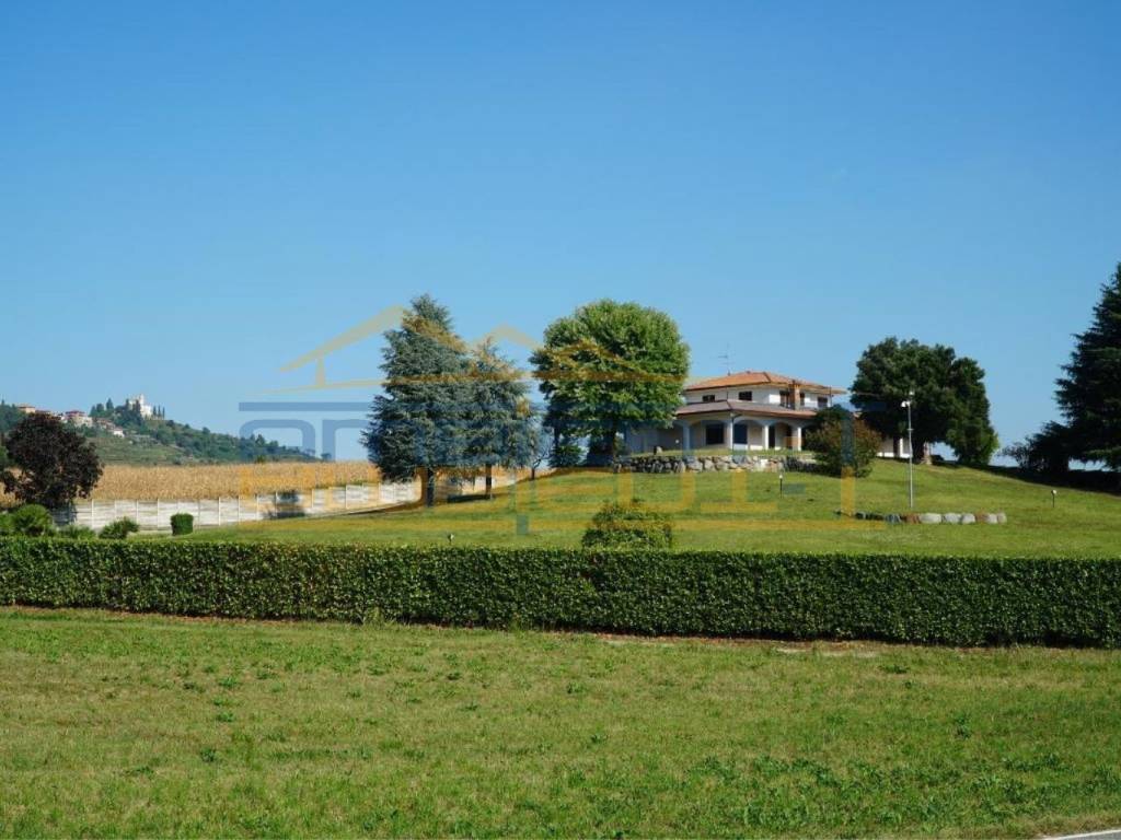 casa indipendente in vendita a Missaglia