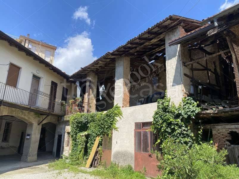 appartamento in vendita a Missaglia in zona Maresso