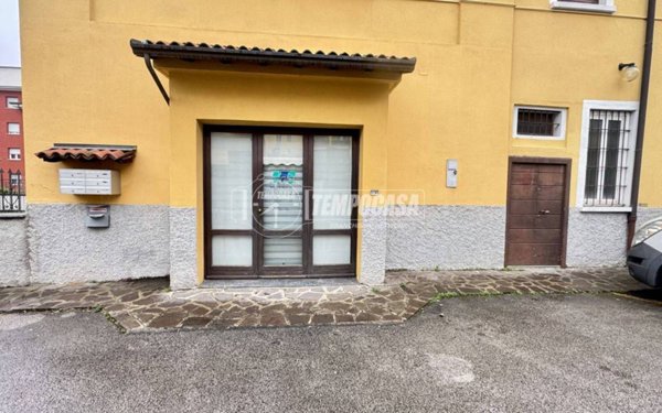negozio in vendita a Missaglia