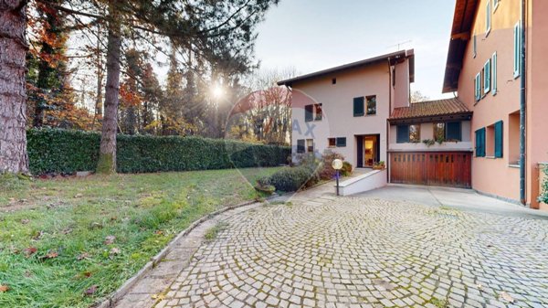casa indipendente in vendita a Missaglia