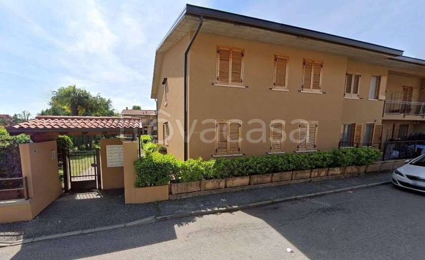 appartamento in vendita a Missaglia in zona Maresso