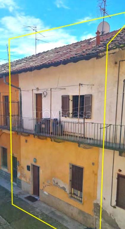 appartamento in vendita a Missaglia in zona Maresso