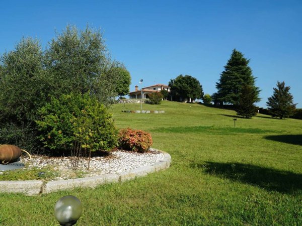 casa indipendente in vendita a Missaglia