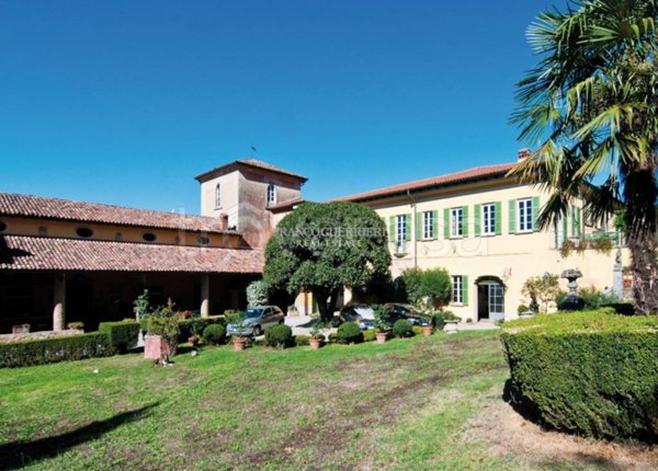 villa in vendita a Missaglia in zona Lomaniga