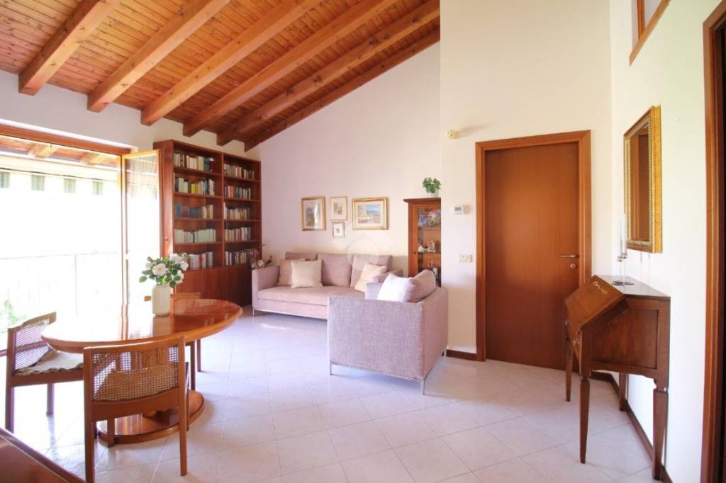 appartamento in vendita a Missaglia