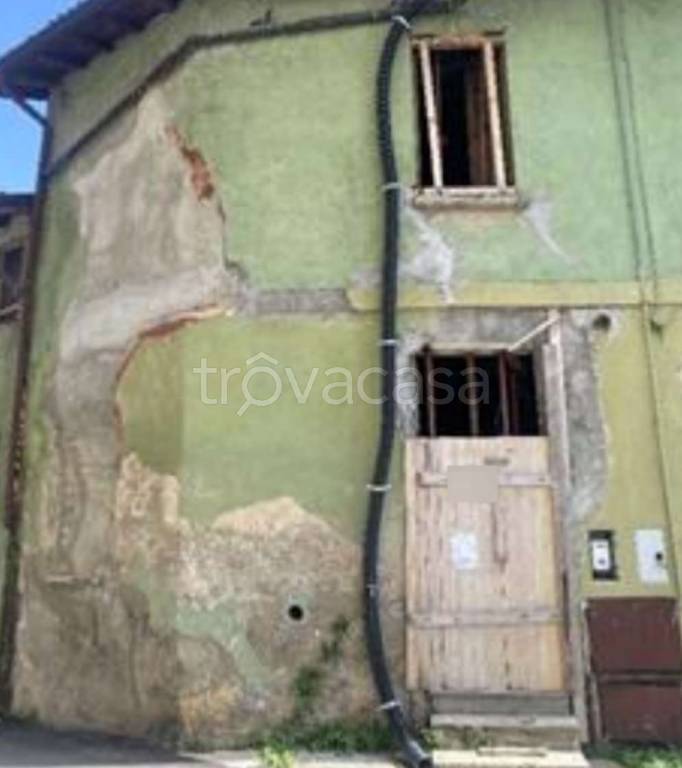 appartamento in vendita a Missaglia in zona Maresso