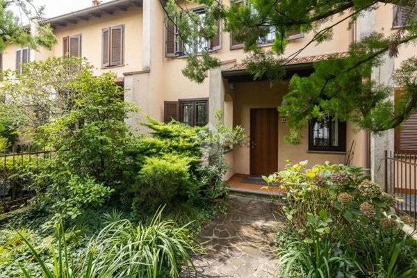 casa indipendente in vendita a Missaglia