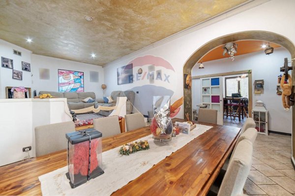 casa indipendente in vendita a Missaglia