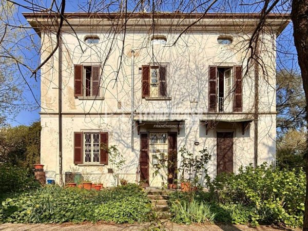 casa indipendente in vendita a Missaglia