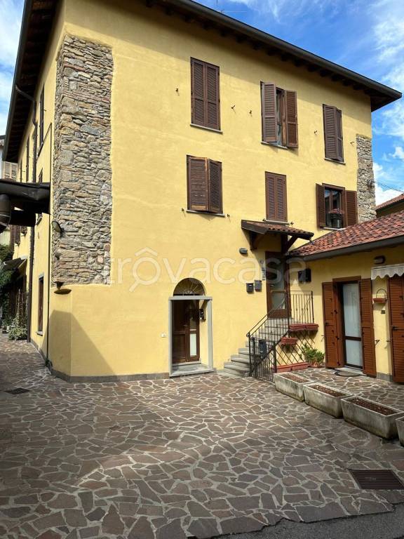 appartamento in vendita a Missaglia