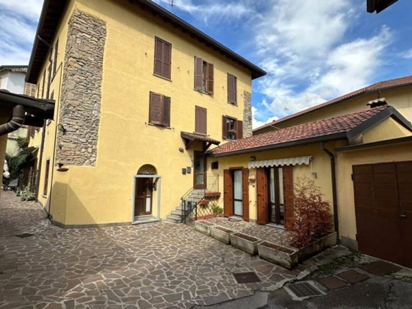 appartamento in vendita a Missaglia