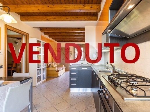 appartamento in vendita a Missaglia in zona Maresso