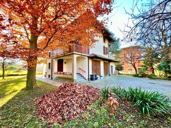 casa indipendente in vendita a Missaglia