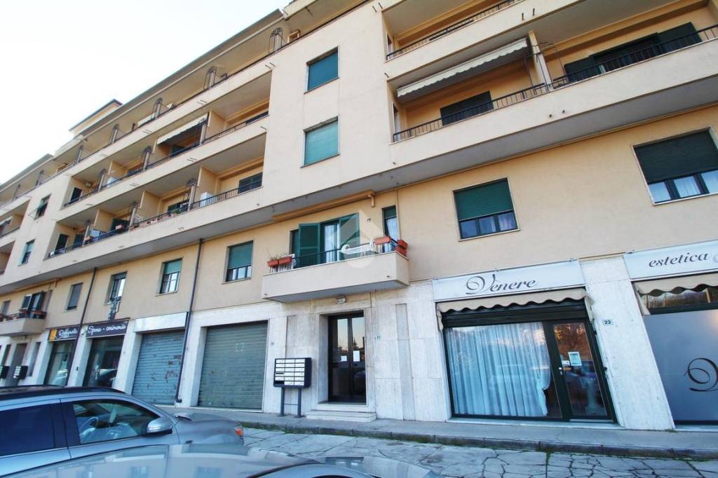 negozio in vendita a Missaglia