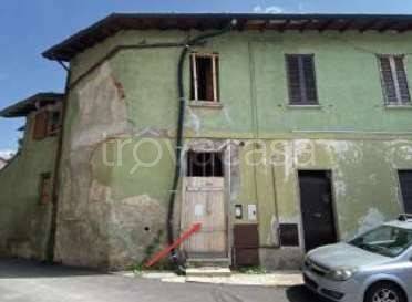 appartamento in vendita a Missaglia in zona Maresso