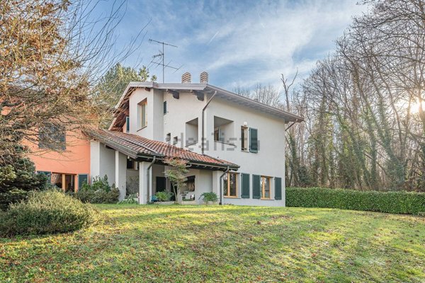 casa indipendente in vendita a Missaglia