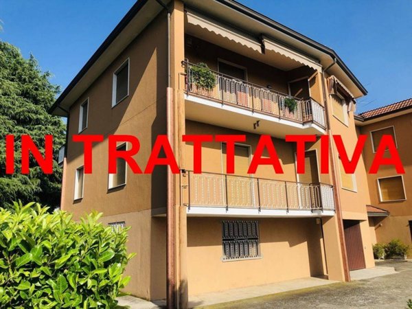appartamento in vendita a Missaglia in zona Lomaniga