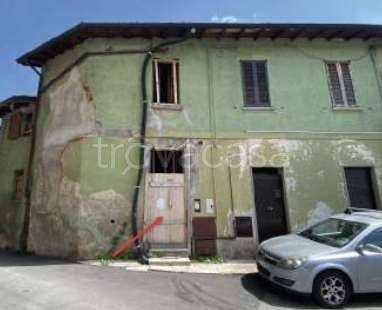 appartamento in vendita a Missaglia in zona Maresso