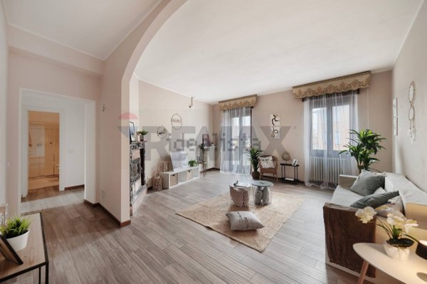 appartamento in vendita a Missaglia in zona Maresso