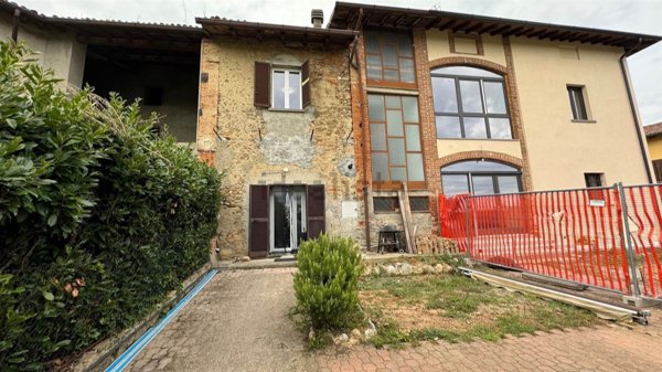 casa indipendente in vendita a Missaglia