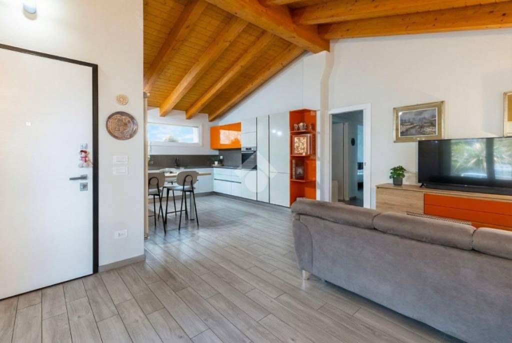 casa indipendente in vendita a Missaglia