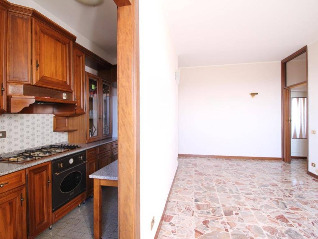 appartamento in vendita a Missaglia in zona Maresso