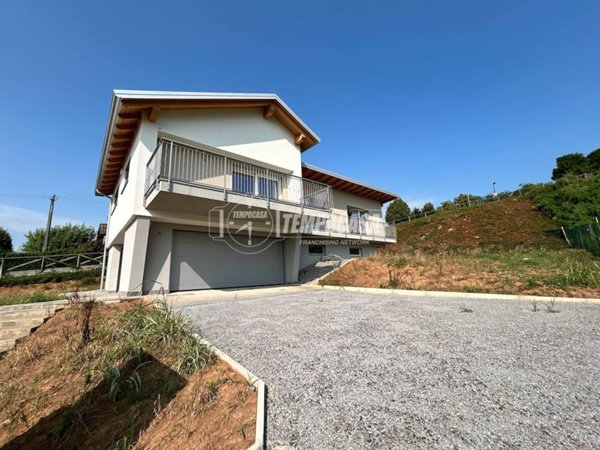 casa indipendente in vendita a Missaglia in zona Maresso