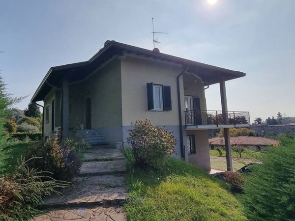 casa indipendente in vendita a Missaglia