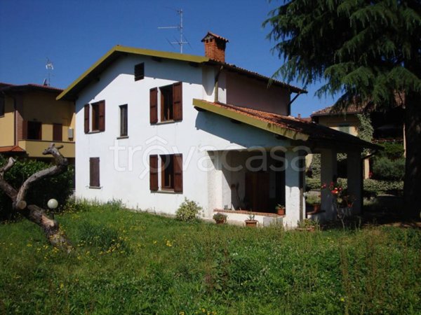 casa indipendente in vendita a Missaglia in zona Lomaniga