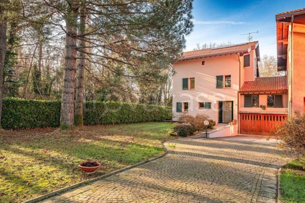 casa indipendente in vendita a Missaglia