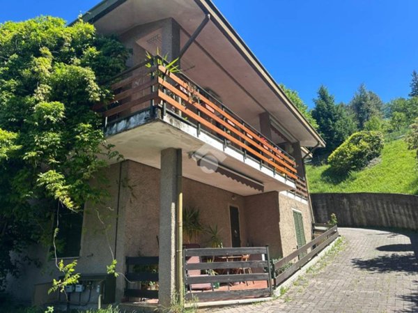 appartamento in vendita a Missaglia in zona Lomaniga