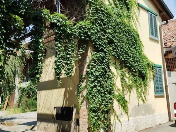 appartamento in vendita a Missaglia in zona Maresso