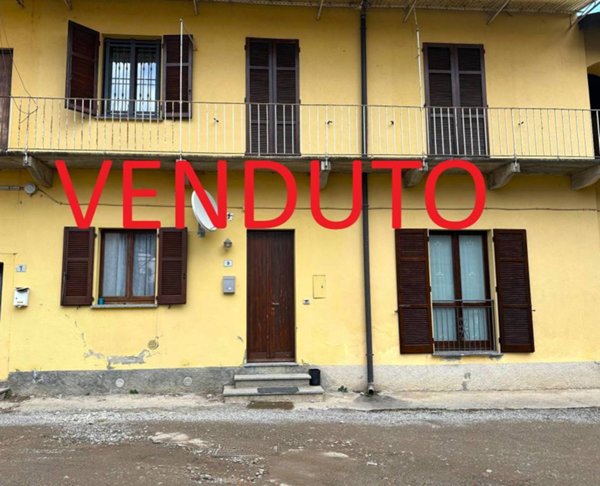 appartamento in vendita a Missaglia in zona Maresso