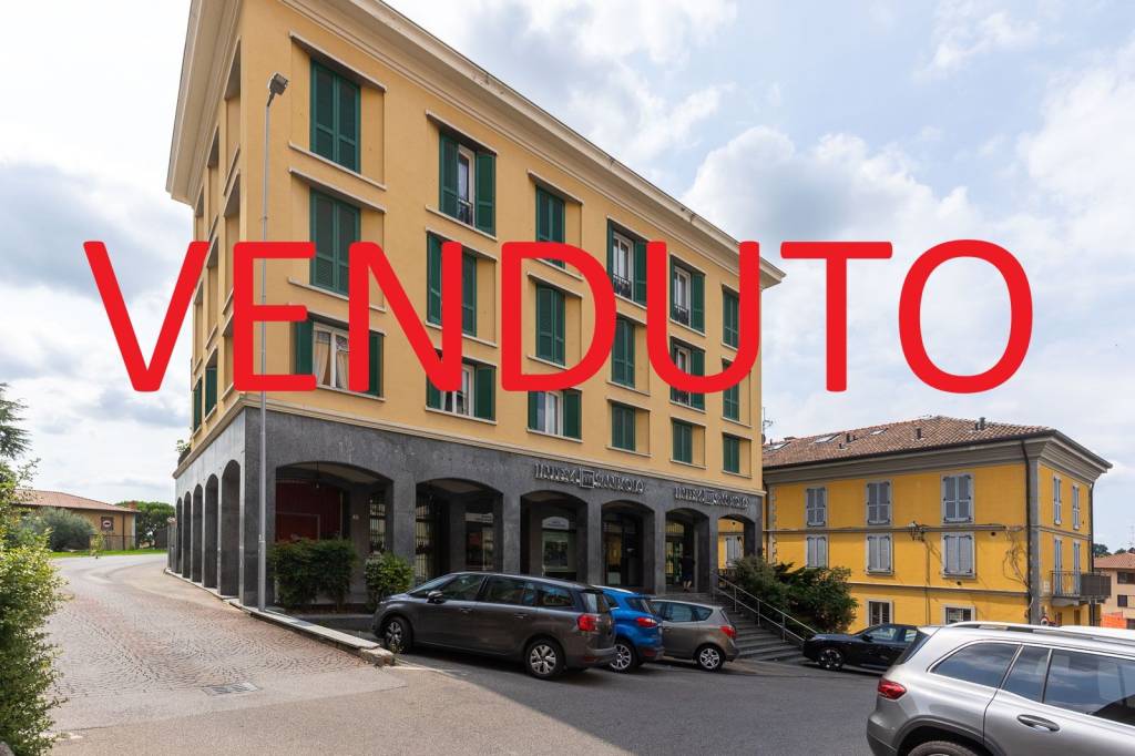 appartamento in vendita a Missaglia in zona Lomaniga
