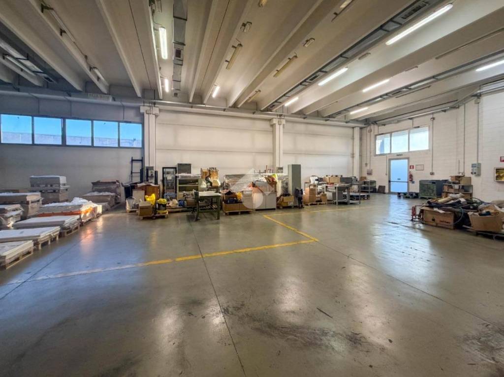 appartamento in vendita a Missaglia in zona Lomaniga