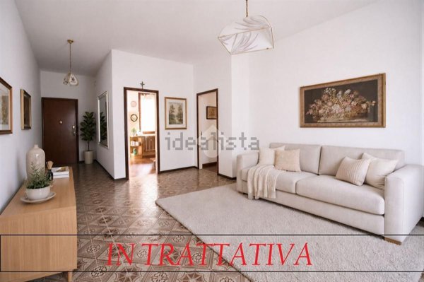 appartamento in vendita a Missaglia in zona Lomaniga