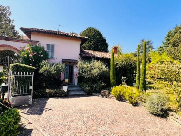 casa indipendente in vendita a Missaglia in zona Lomaniga