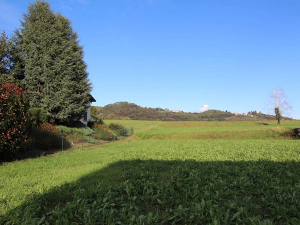 terreno edificabile in vendita a Missaglia in zona Lomaniga