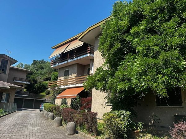 appartamento in vendita a Missaglia in zona Lomaniga