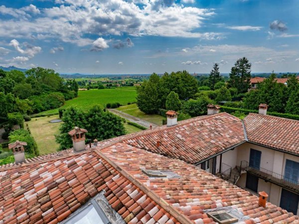appartamento in vendita a Missaglia in zona Lomaniga