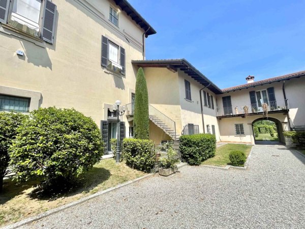 appartamento in vendita a Missaglia in zona Lomaniga