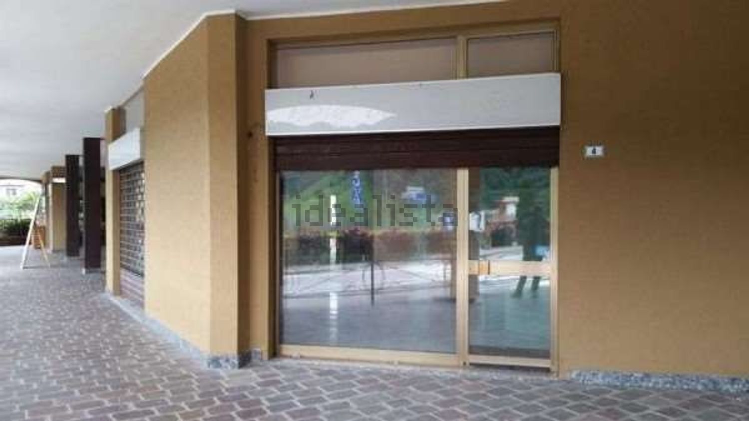 ufficio in vendita a Moggio