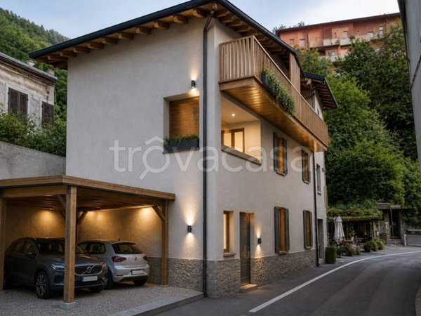 casa indipendente in vendita a Moggio