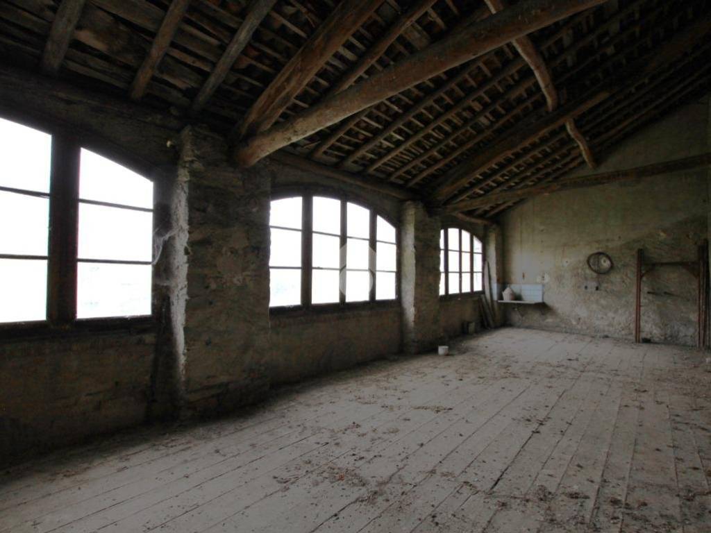 casa indipendente in vendita a Molteno