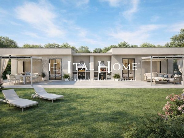 casa indipendente in vendita a Molteno