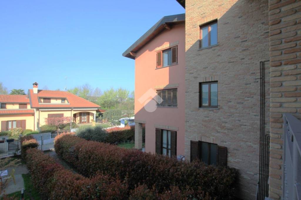 appartamento in vendita a Molteno in zona Coroldo